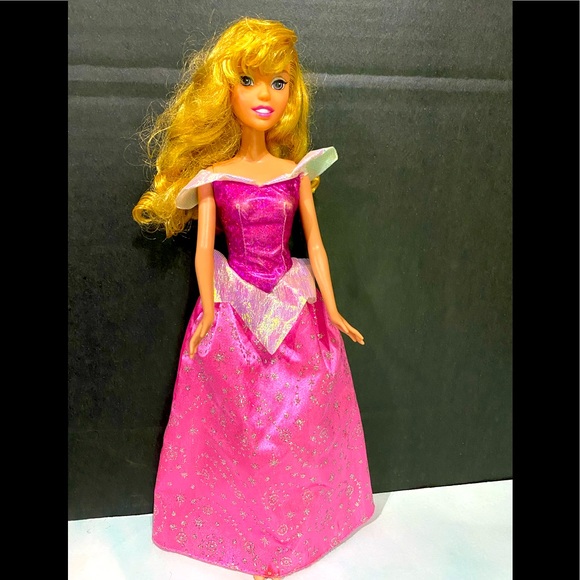 DISNEY VINTAGE 2005 SLEEPING BEAUTY PRINCESS AURORA COLLECTABLE DOLL 11.5” - Picture 1 of 11